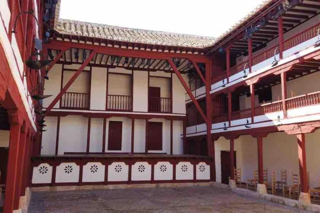 Apto. Singular En La Mancha Banco De Inversiones Argamasilla de Alba Esterno foto