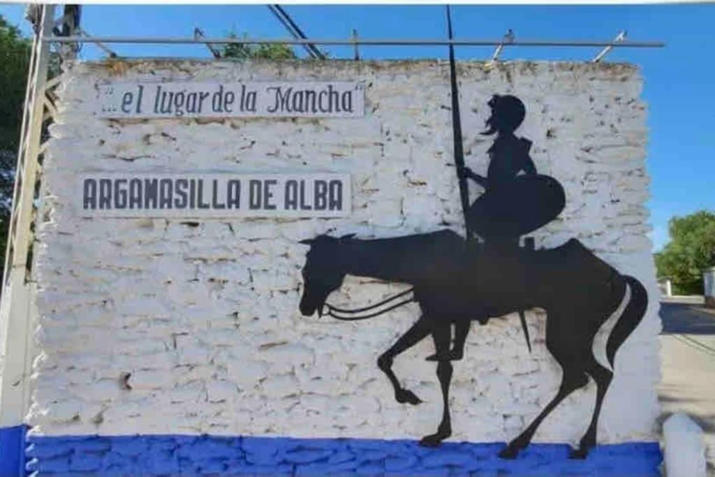 Apto. Singular En La Mancha Banco De Inversiones Argamasilla de Alba Esterno foto