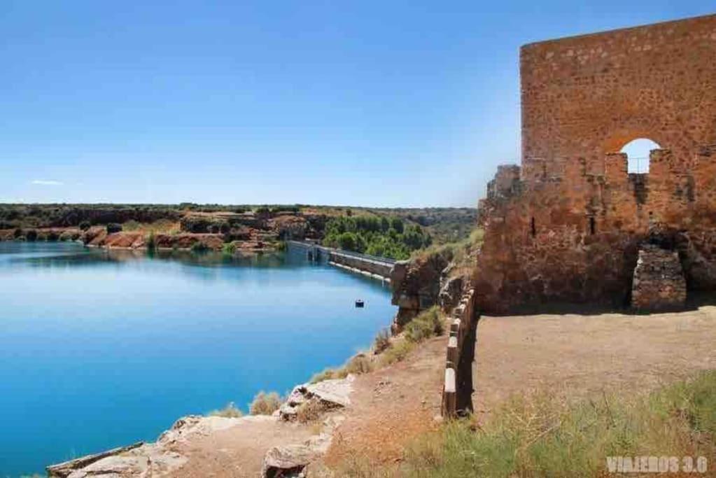 Apto. Singular En La Mancha Banco De Inversiones Argamasilla de Alba Esterno foto